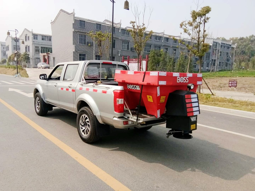 皮卡融雪撒布車配美國BOOS撒布機(jī)
