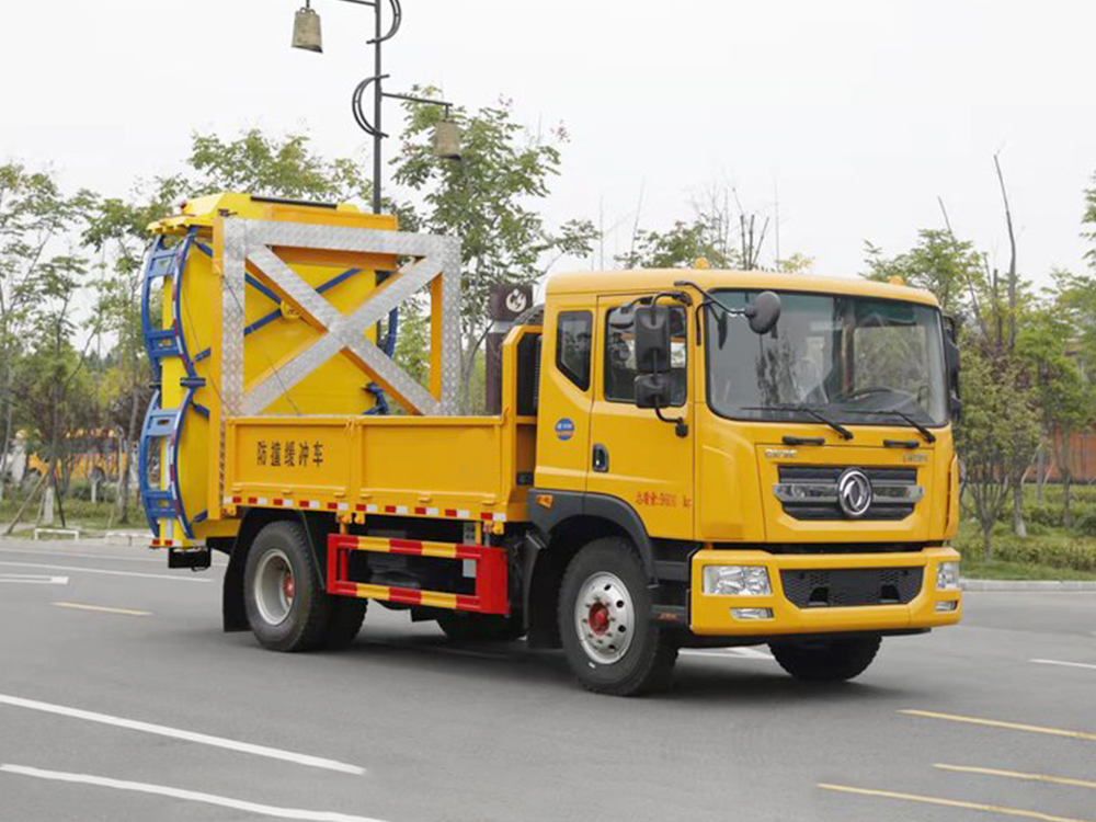 東風(fēng)D9防撞緩沖車(chē)